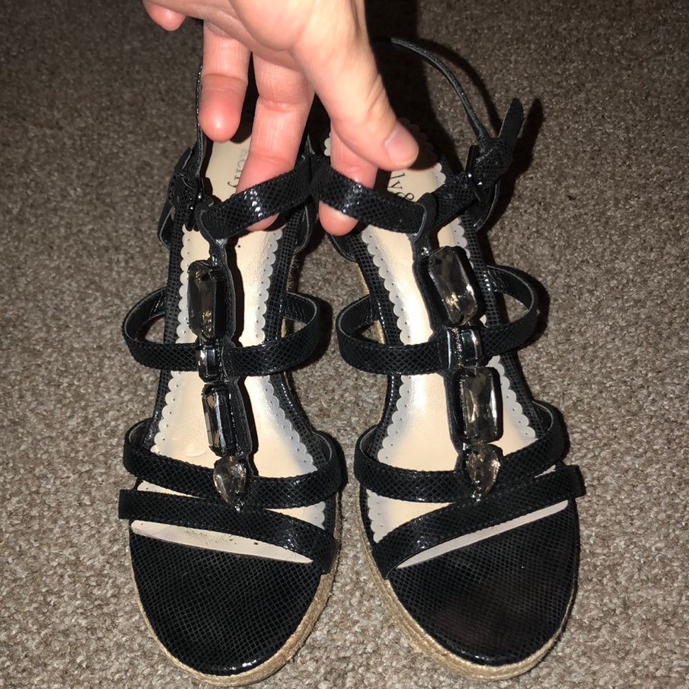 Size 7 wedges